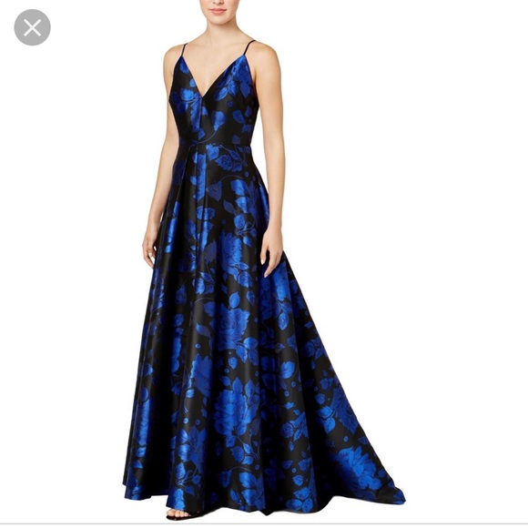 Calvin Klein Dresses & Skirts - LAST ONE! NWT Calvin Klein Jacquard Gown